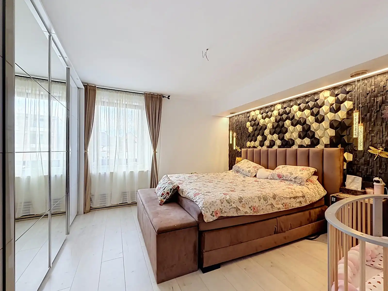 Uiterst ruim 3-SLK-appartement met terras, topligging! foto 13