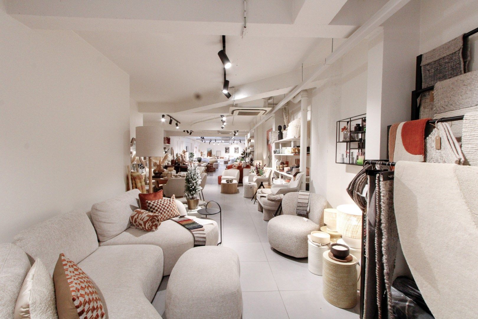 Verhuurd handelspand te koop Lippenslaan 253  foto 13