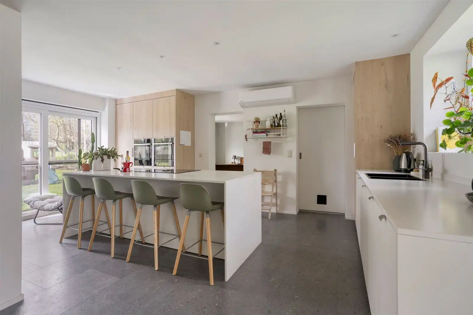 Landelijke, instapklare woning met energielabel A! foto 10