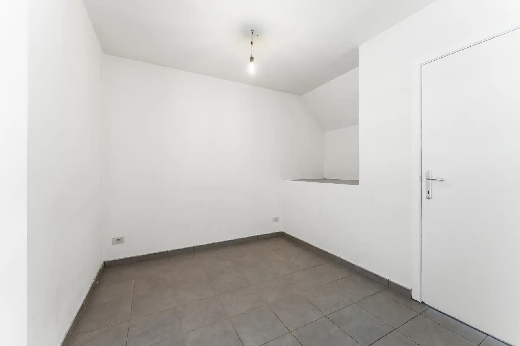 Stijlvol en verzorgd duplex appartement met moderne afwerking foto 11