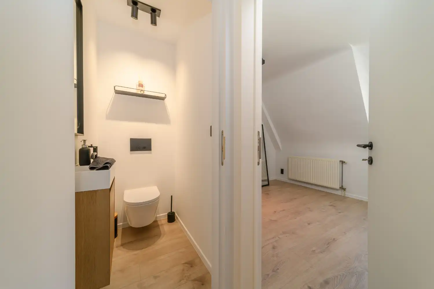 Prachtig gerenoveerd 2 slpk- appartement in centrum Koksijde foto 19