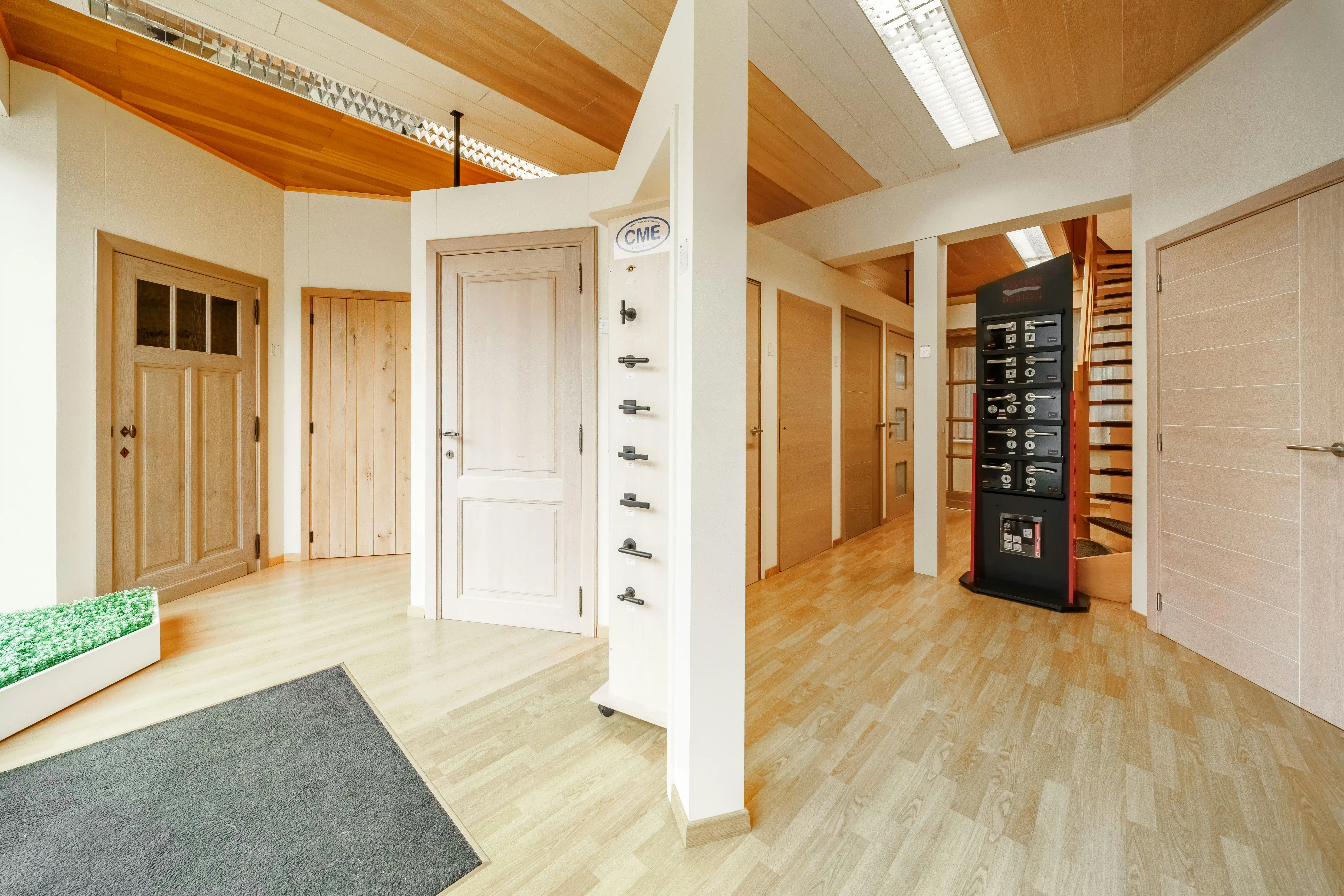 Woning met loods (550 m²) & showroom te Zonnebeke foto 29