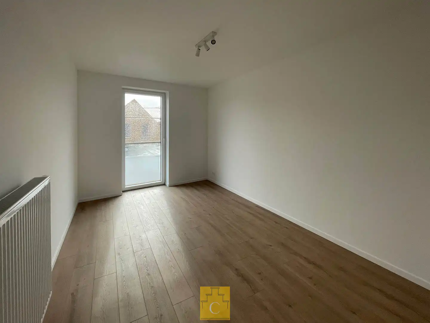 Halfopen nieuwbouwwoning met garage in Varsenare foto 13