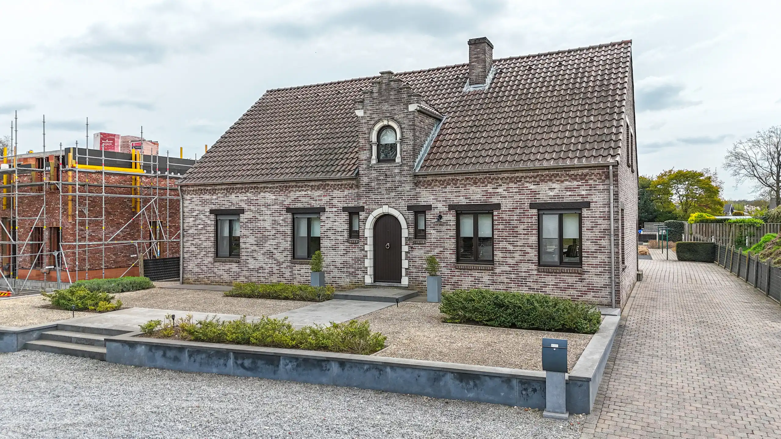 Hoofdfoto van de publicatie: Charmante woning met 5 slpks en veel ruimte te Eversel!