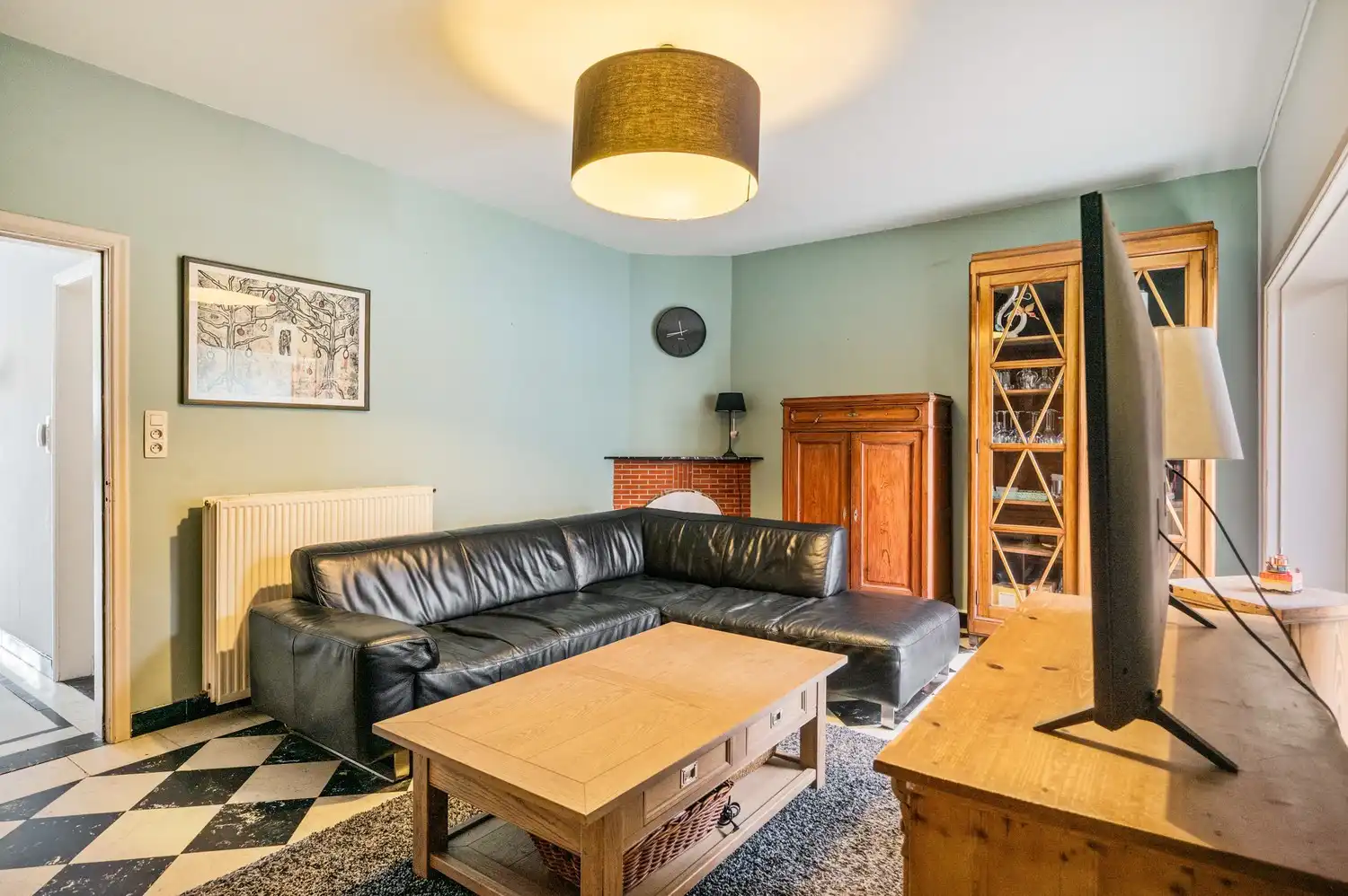 Instapklare woning met 4 slpkrs met gezellige stadstuin en garage foto 7