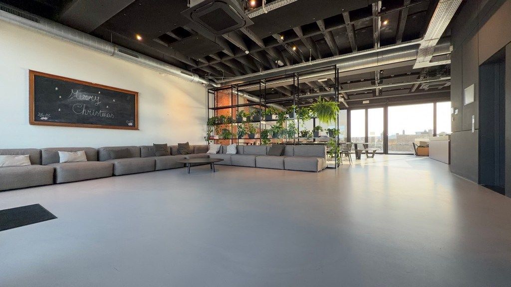 Instapklaar kantoor te huur in Hardy Building te Antwerpen foto 3