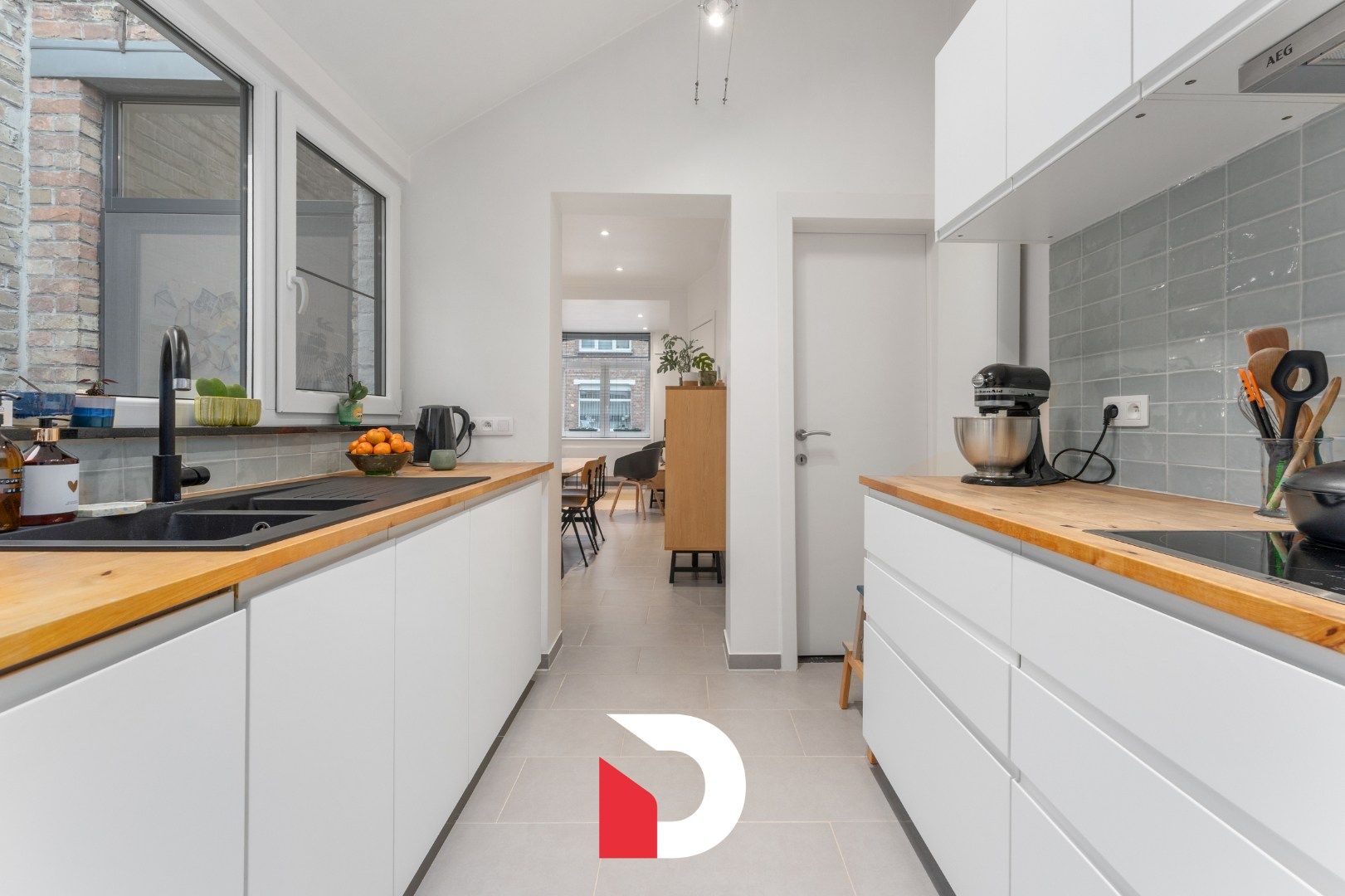 Instapklare woning in hartje Assebroek foto 7