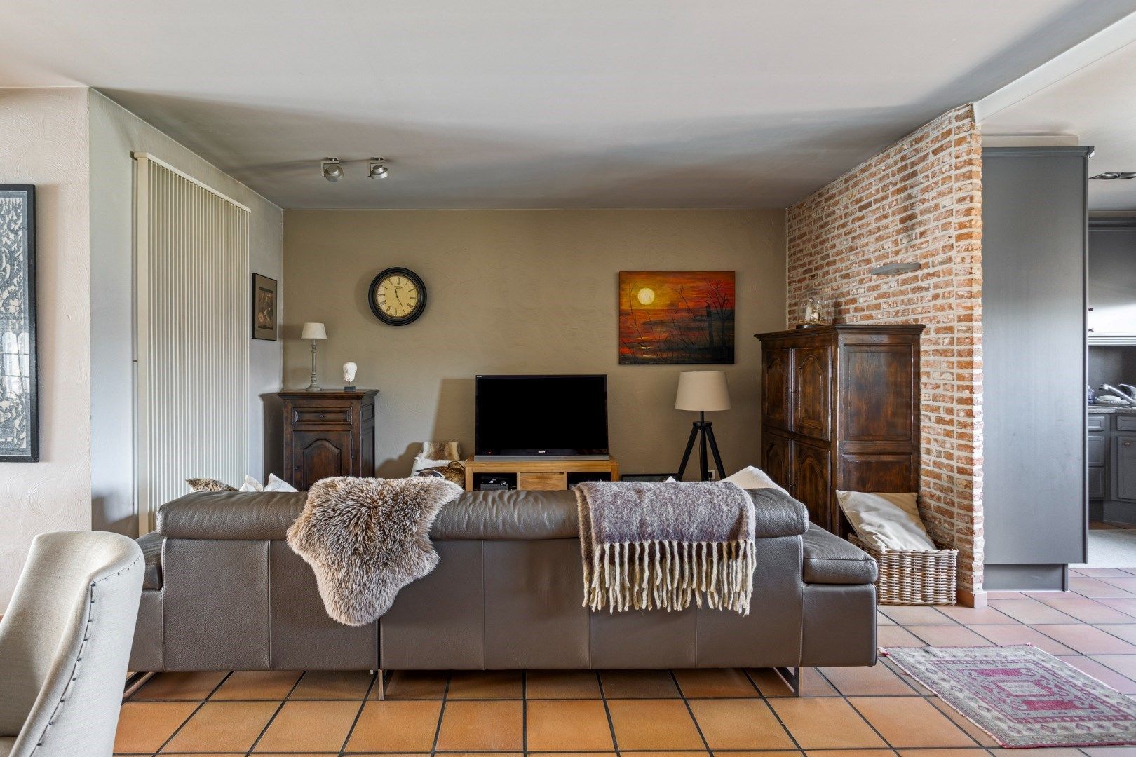 Polyvalente woning met garage foto 4