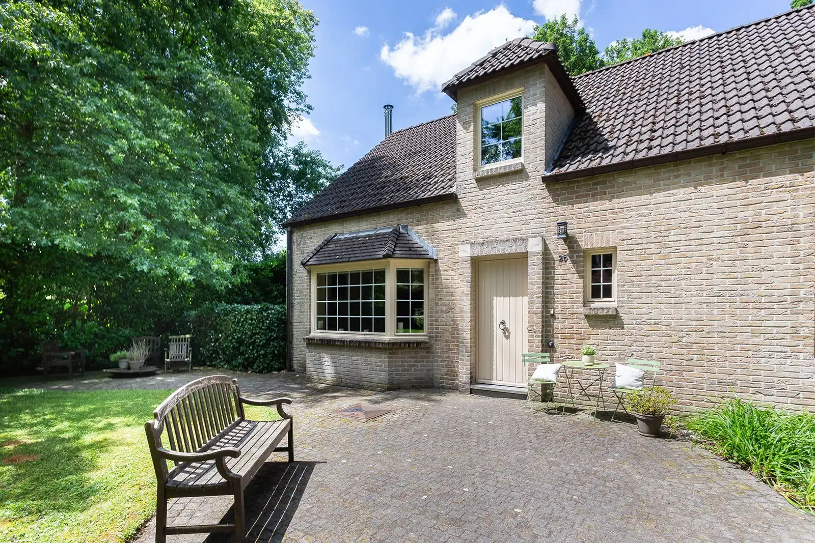 Villa met tuin op toplocatie in Schoten foto 25
