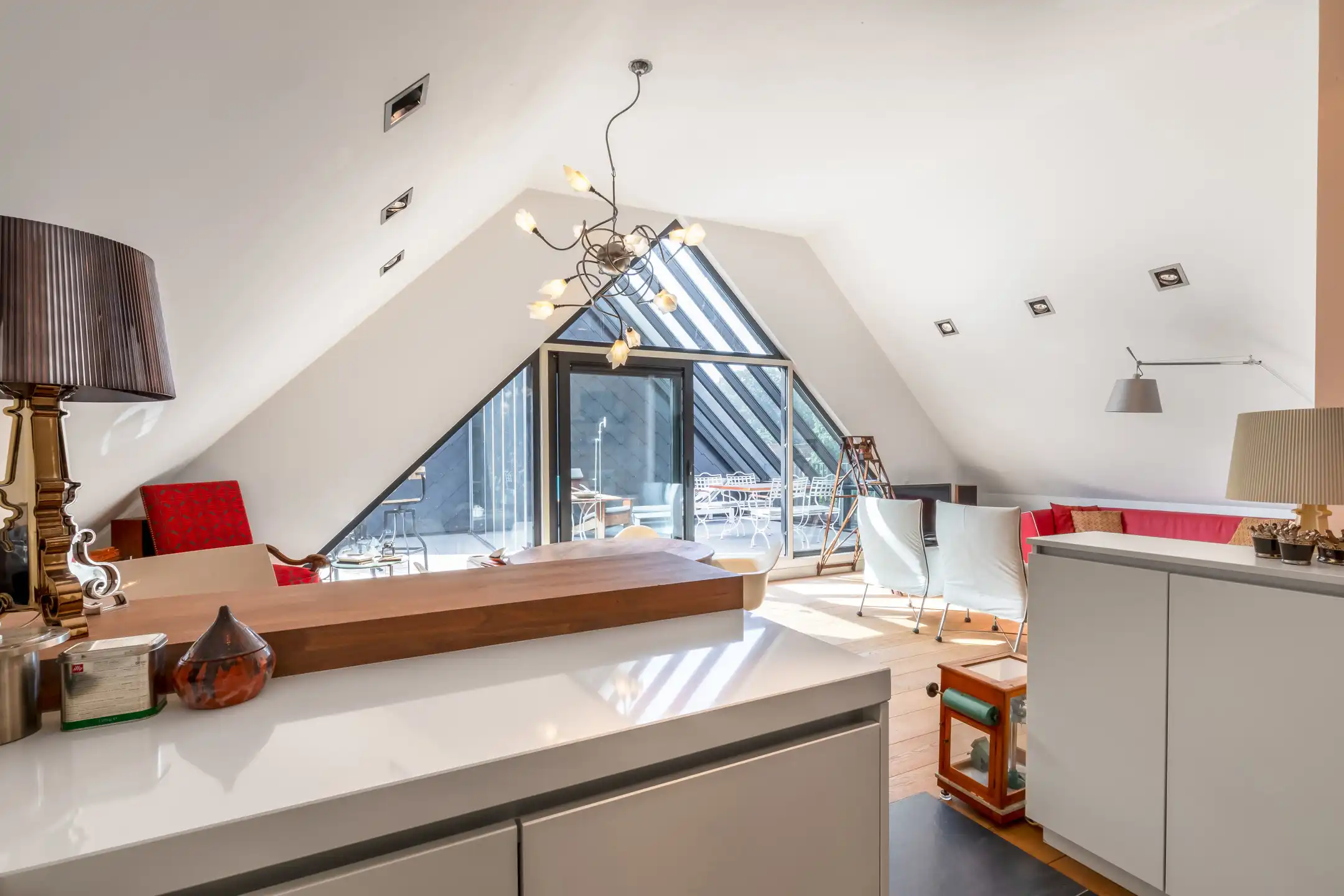 Unieke duplex met lift, terras en optionele parking foto 14