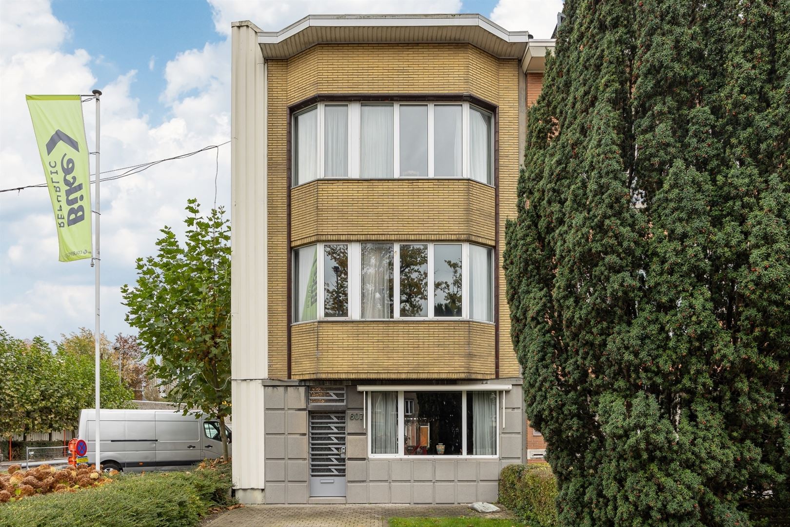 Veelzijdige en karaktervolle burgerwoning  foto 27