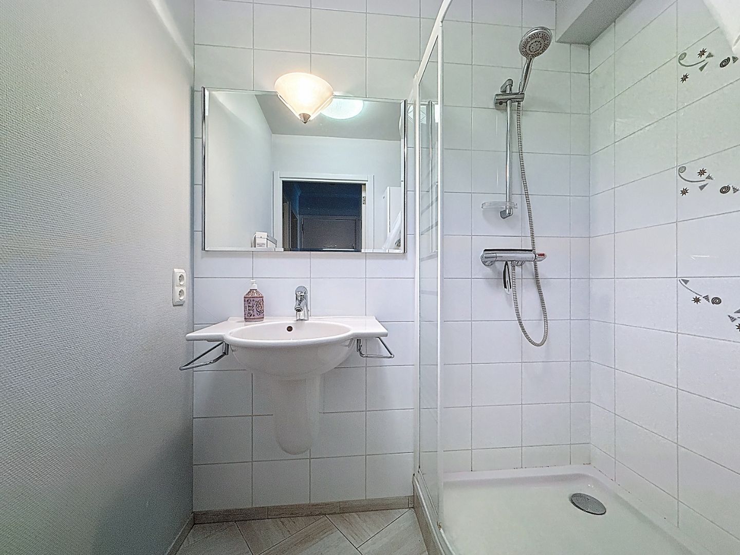 Gemeubeld appartement met zuidgericht terras vlakbij de zee te Nieuwpoort foto 8