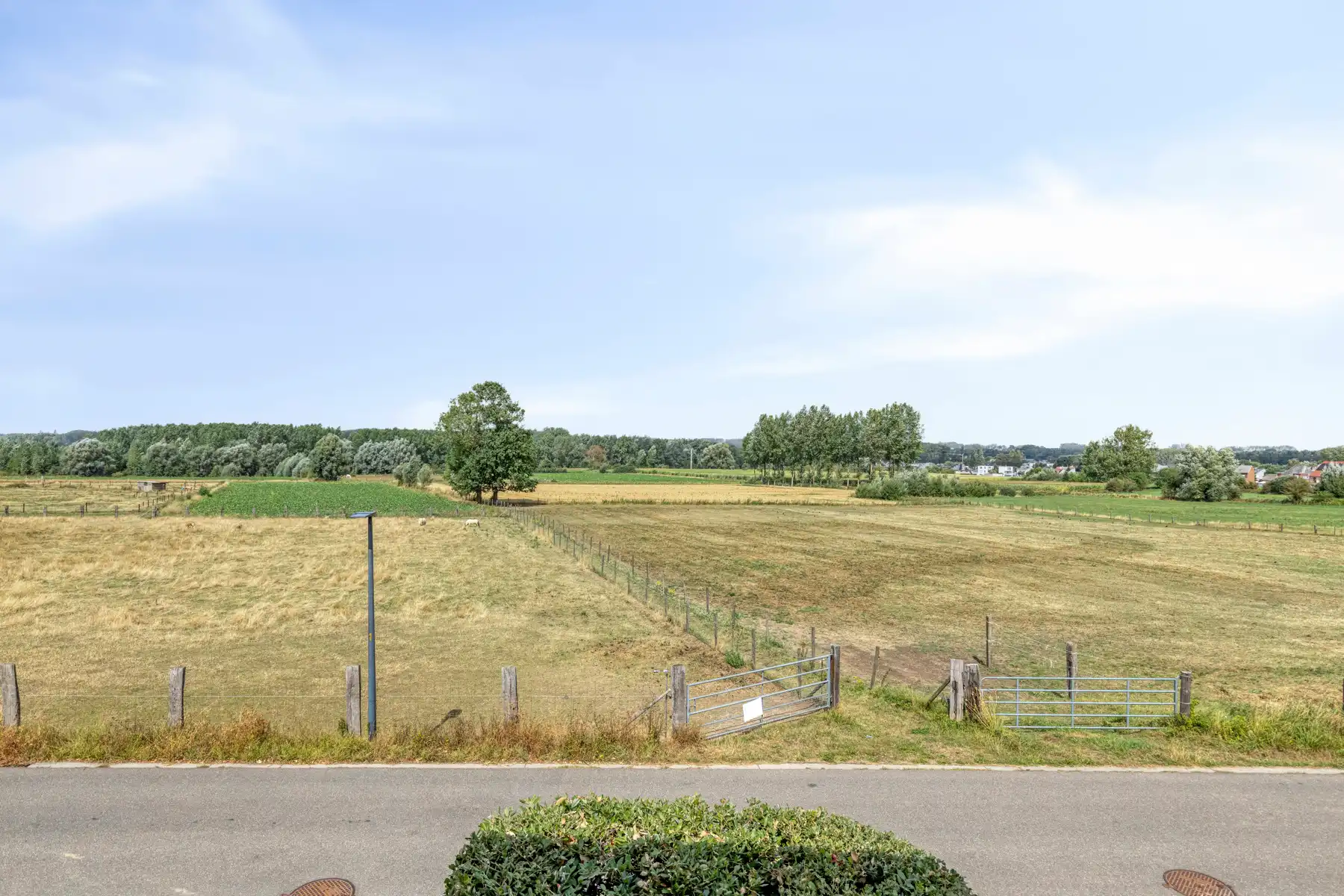 Instapklare woning met 3 slaapkamers en landelijk uitzicht foto 2