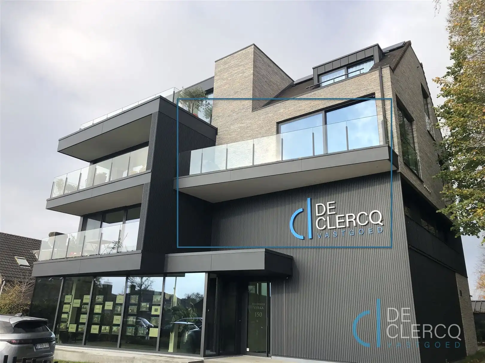 Luxueus duplex-appartement te huur in centrum Lochristi! foto 2