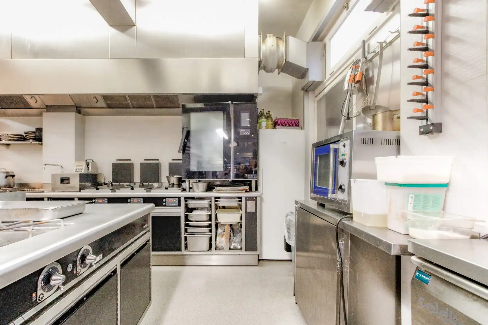 Over te nemen  – Volledig uitgerust toprestaurant | Heldenplein 33, Knokke-Heist foto 21