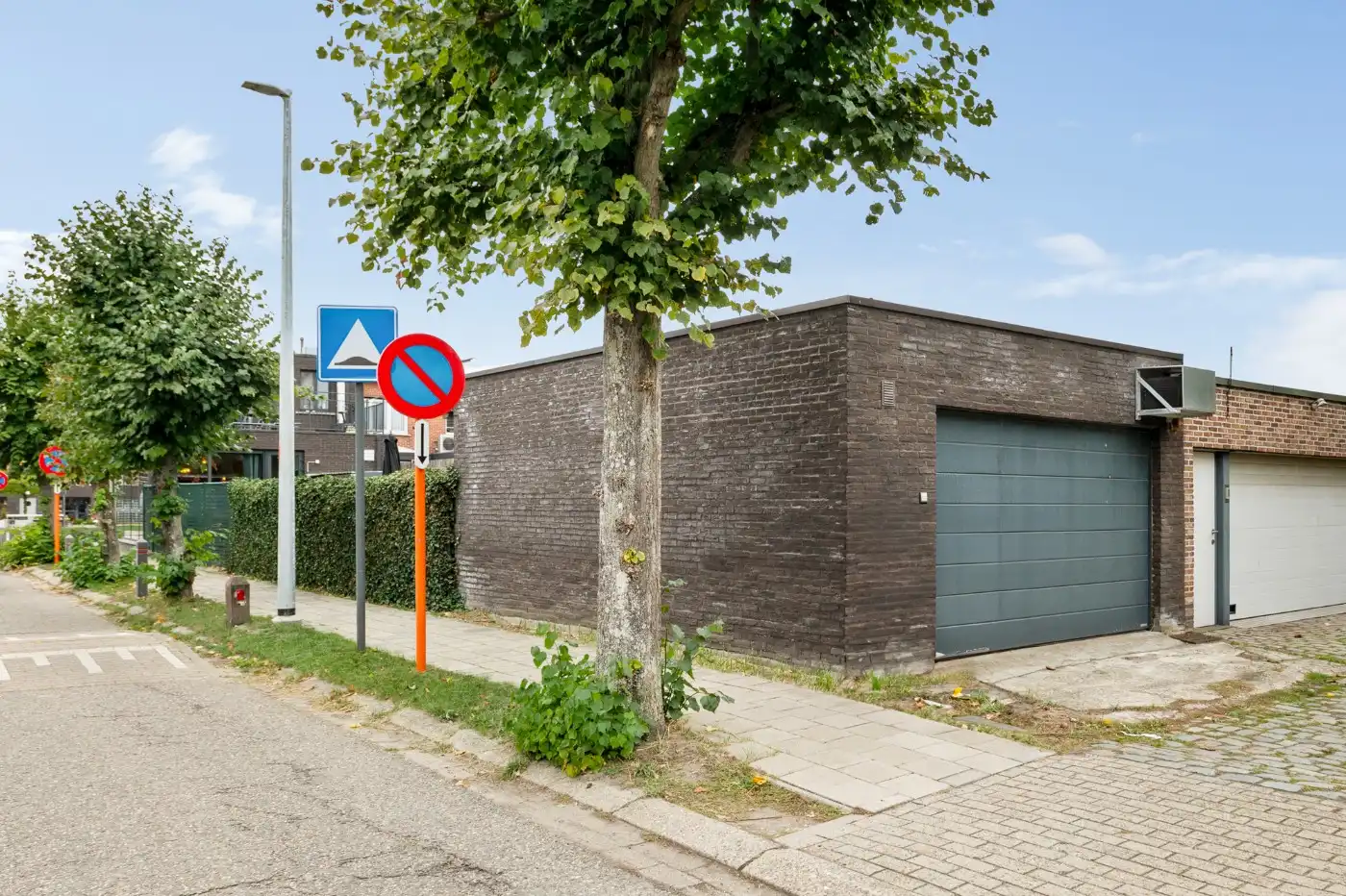 Centraal gelegen opbrengsteigendom met handelsgelijkvloers en app. op de 1e verd. foto 31