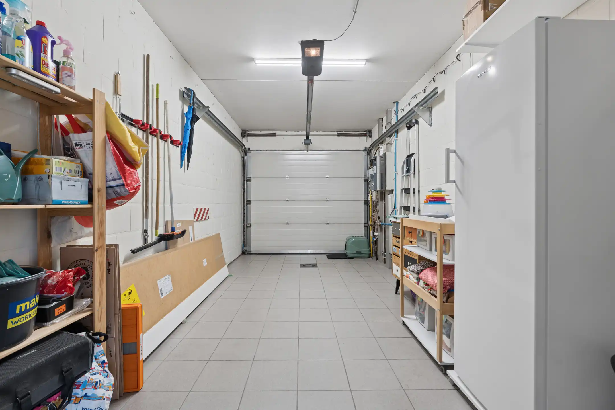 Ruime gezinswoning met garage en 5 slaapkamers.  foto 25
