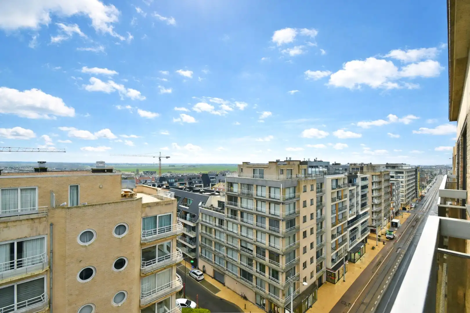 Studio met zongericht balkon in het centrum van Middelkerke foto 4