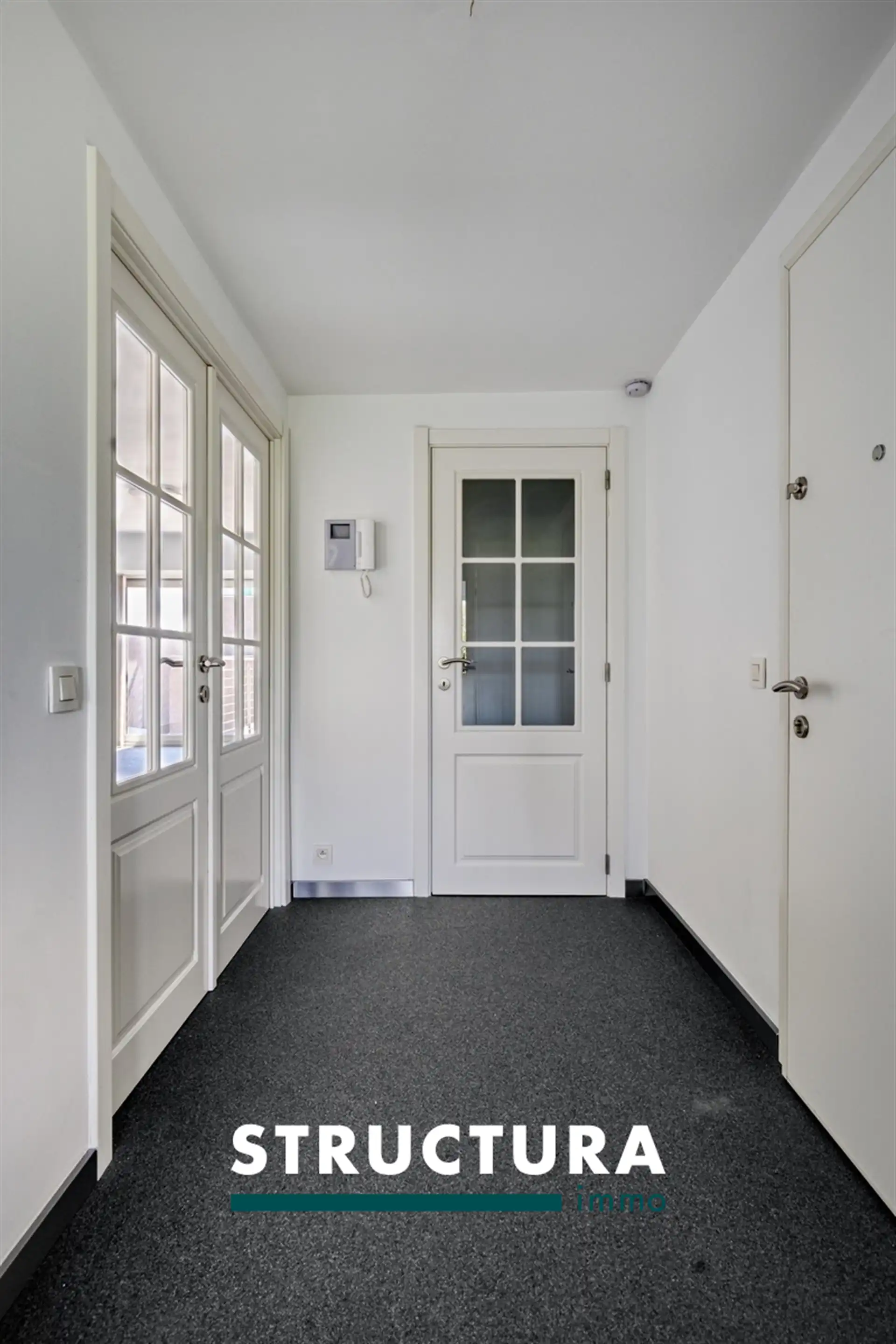 Instapklaar 2-slaapkamerappartement met EPC B foto 2