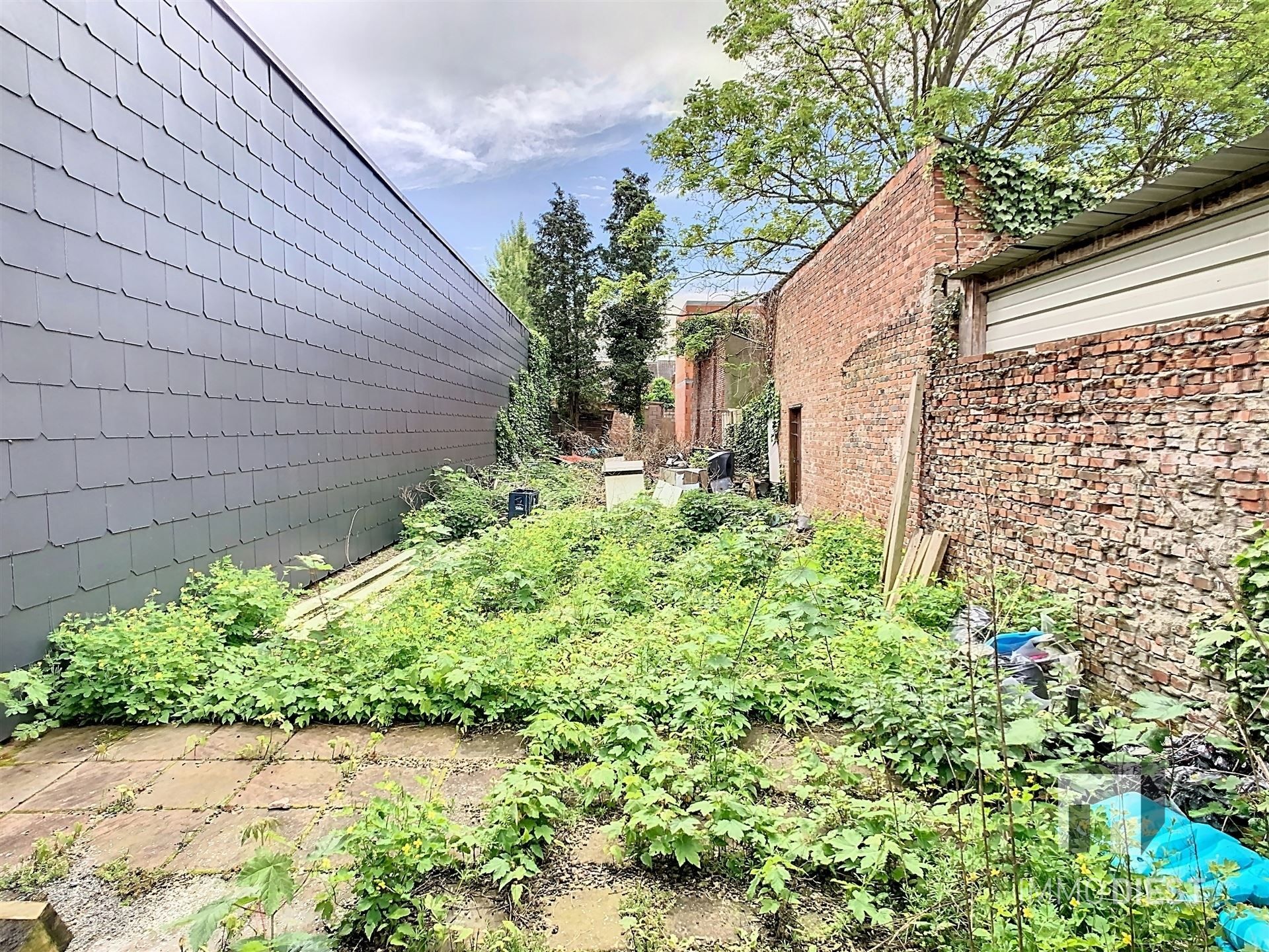 Handelspand 180m2 gelijkvloers op 3,47are met achterliggende tuin foto 9