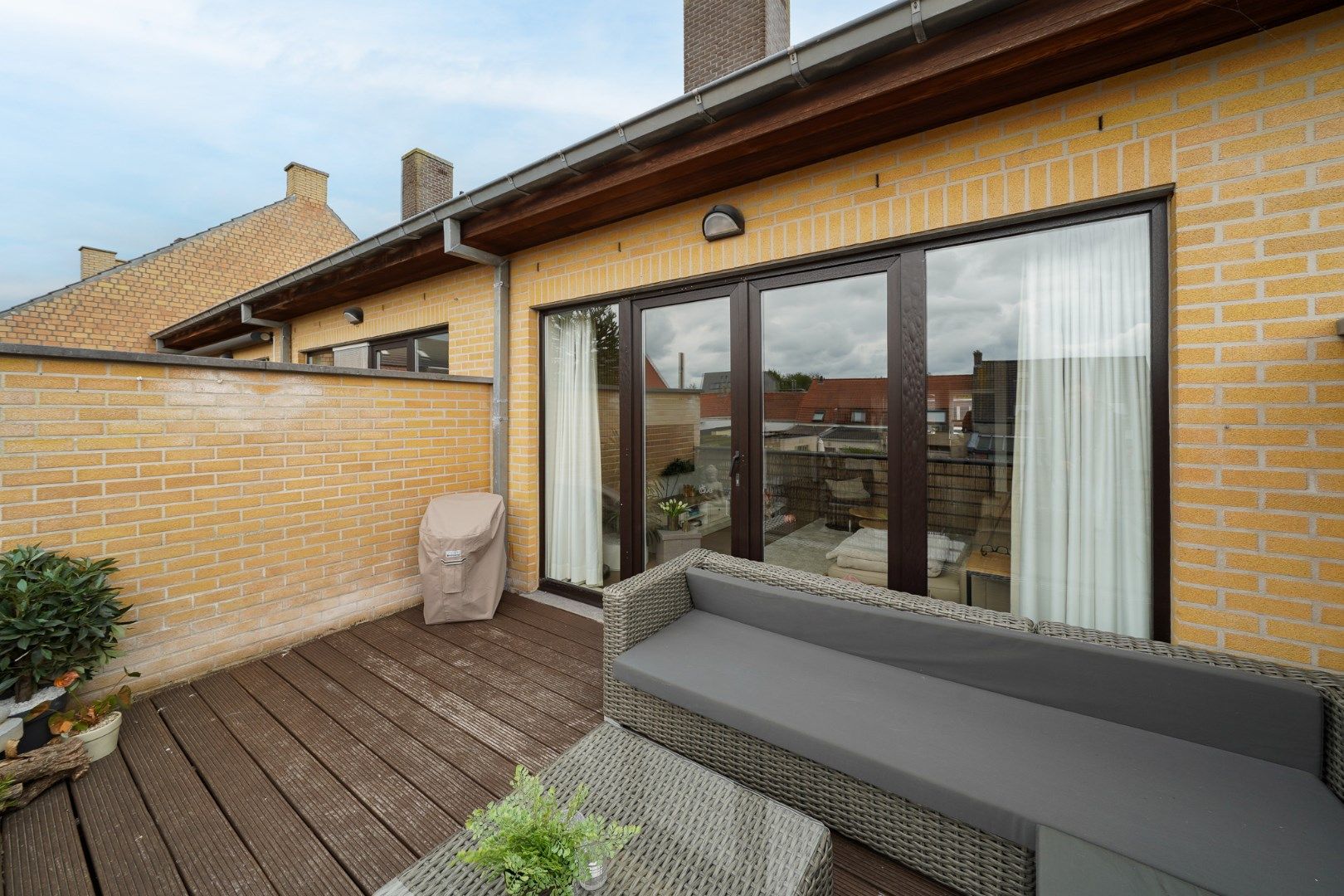 Instapklaar duplexappartement met zongericht terras en mogelijkheid tot garage foto 12