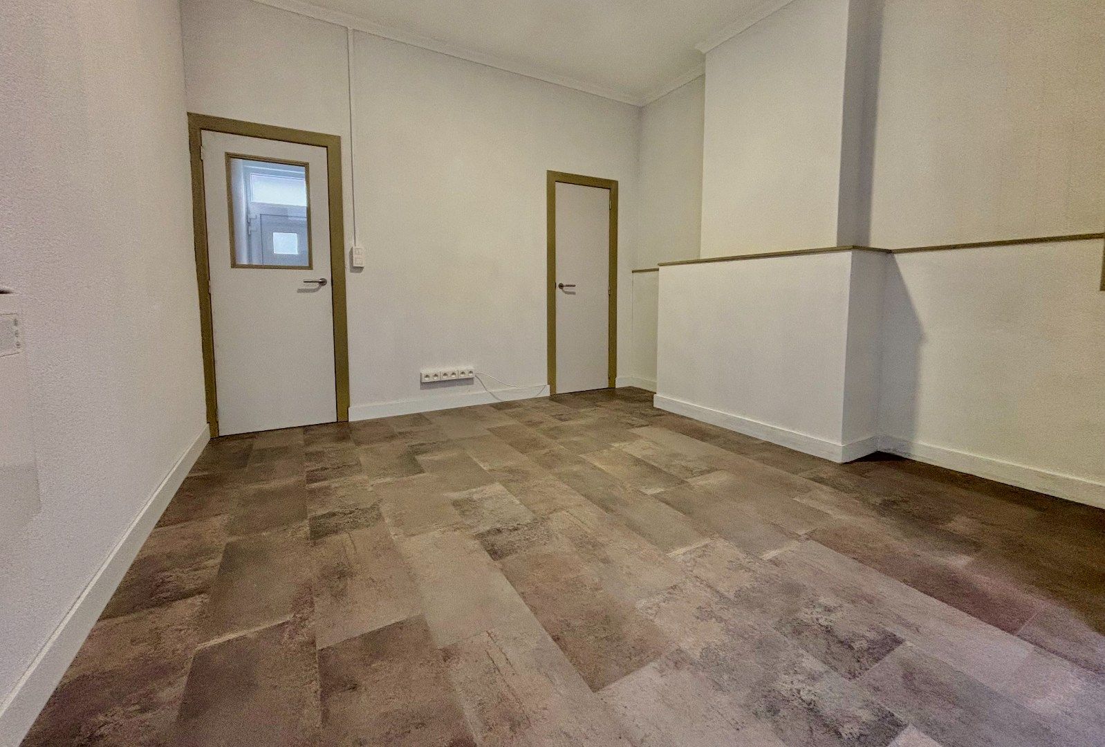 VOLLEDIG GERENOVEERDE EN ENERGIEZUINIGE WONING (EPC B) MET 3 SLPKS (4 MOGELIJK) foto 5