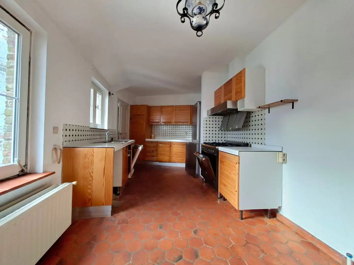 Typische Brugse woning met binnenpatio/tuintje foto 4