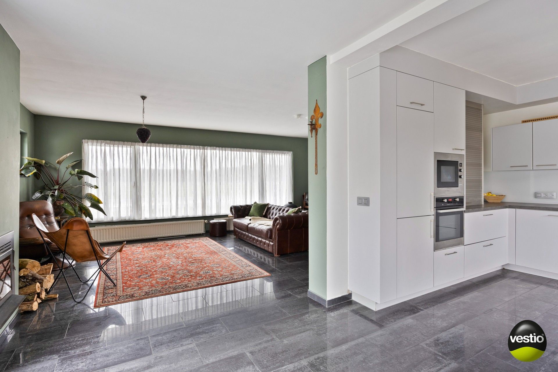 Instapklare, vrijstaande splitlevel-woning met 4 slaapkamers en praktijkruimte op de grens tussen Zutendaal en Lanaken foto 6