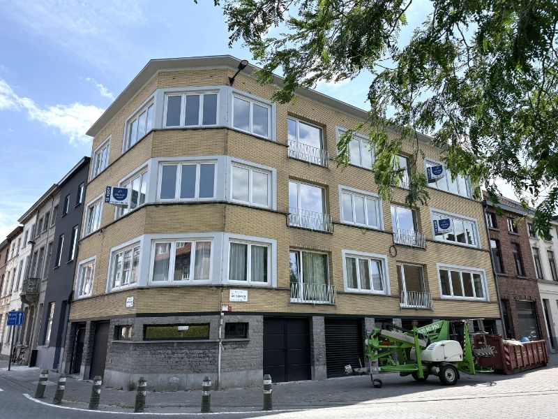 ()=>{if(producerUpdateValueVersion(node),producerAccessed(node),node.value===ERRORED)throw node.error;return node.value} Henri Van Cleemputteplein 8 - 9040 Sint-Amandsberg