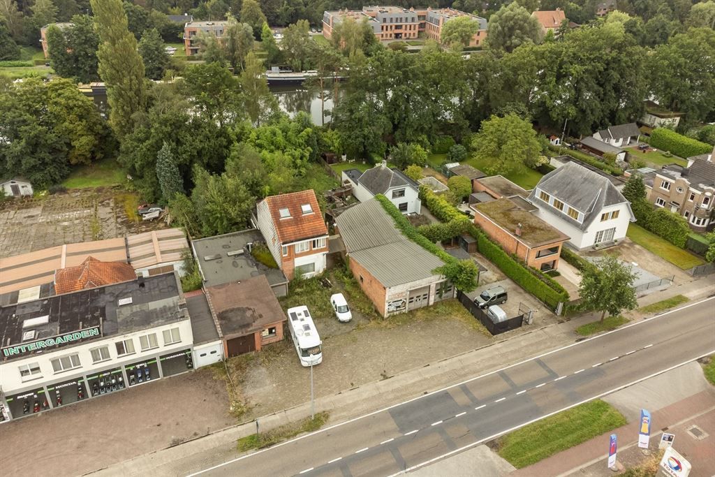 Projectgrond / Woning en magazijnen foto 15