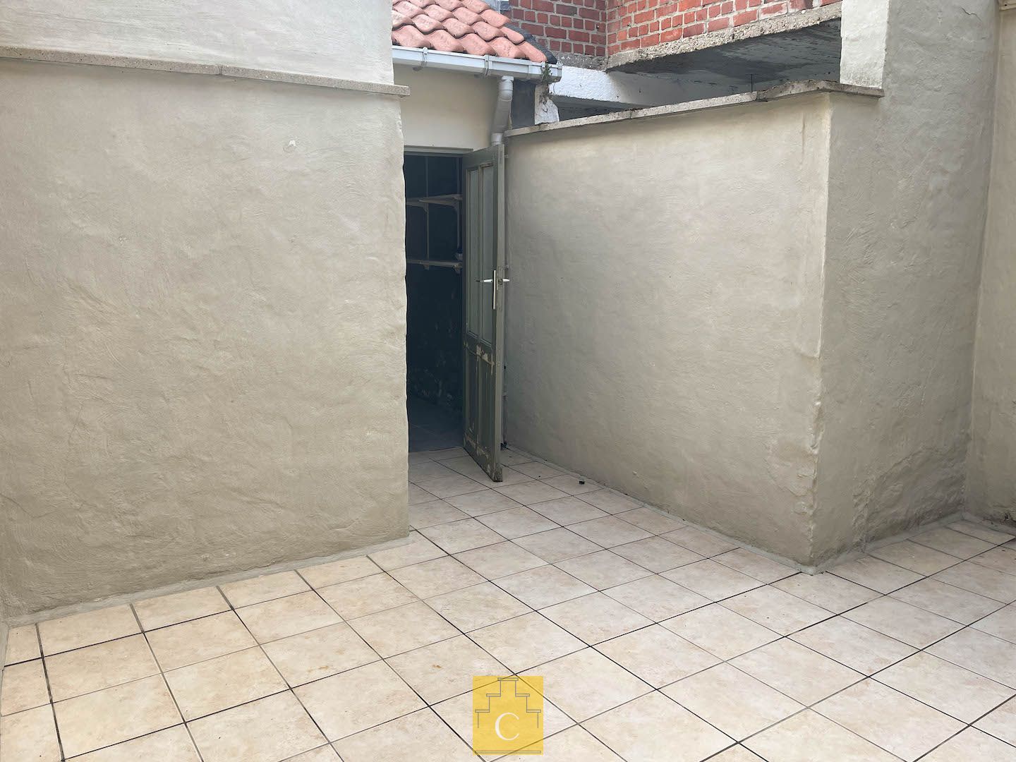 Leuk instapklaar huis met zonnig terras– ideale ligging in rustige straat te St Anna foto 7