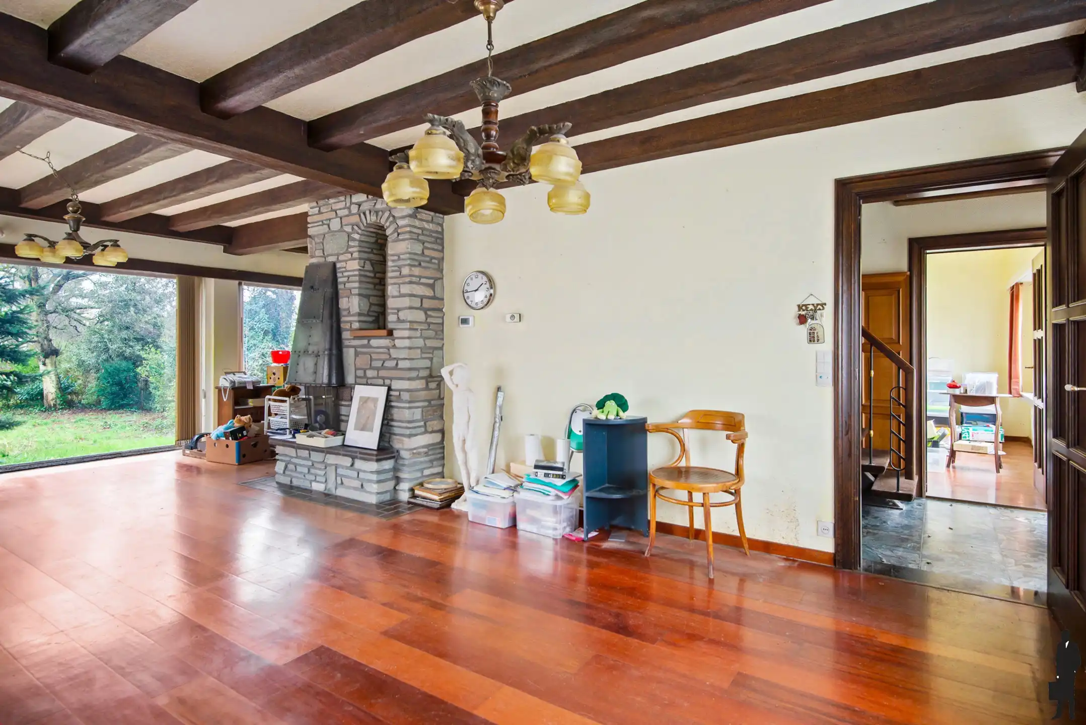 Te renoveren woning met veel mogelijkheden op een toplocatie foto 11