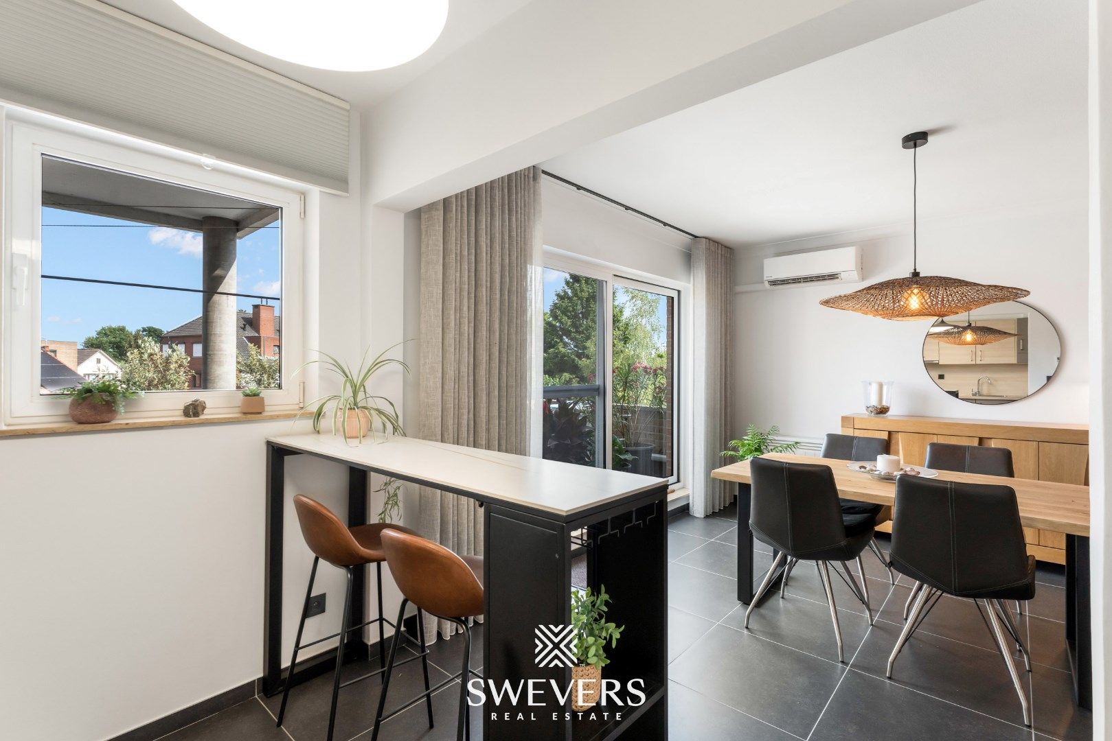 Comfortabel wonen met ruim Terras, 2 Slaapkamers, parkeerkelder & berging foto 13