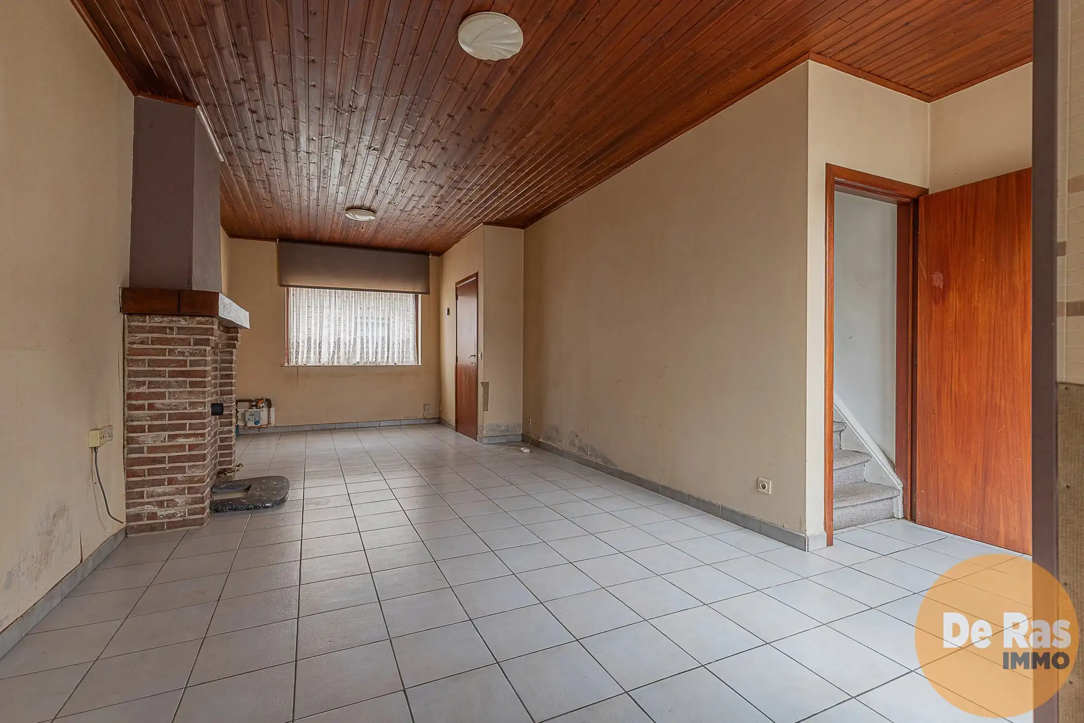 LEDE Centraal gelegen renovatiewoning met terras foto 6