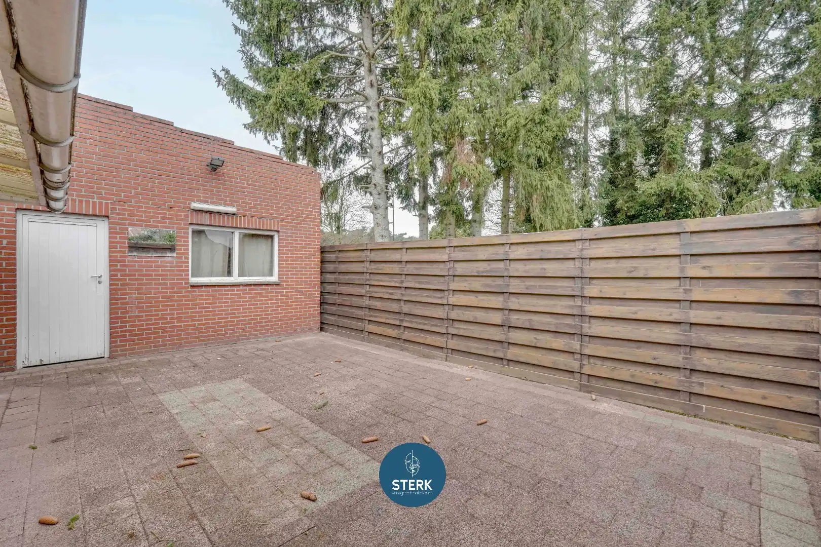 OP TE KNAPPEN GEZINSWONING OP EEN GUNSTIGE LOCATIE TE REKEM !  foto 18