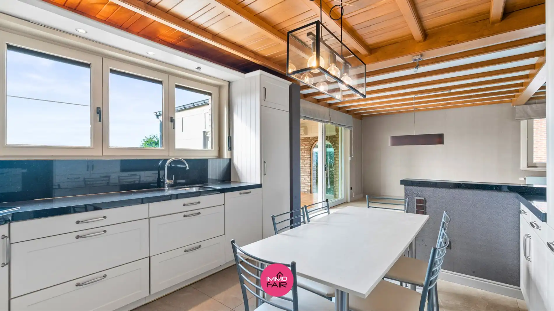 Woning met loods met 5 slaapkamers op 15 minuutjes van Maastricht! foto 7