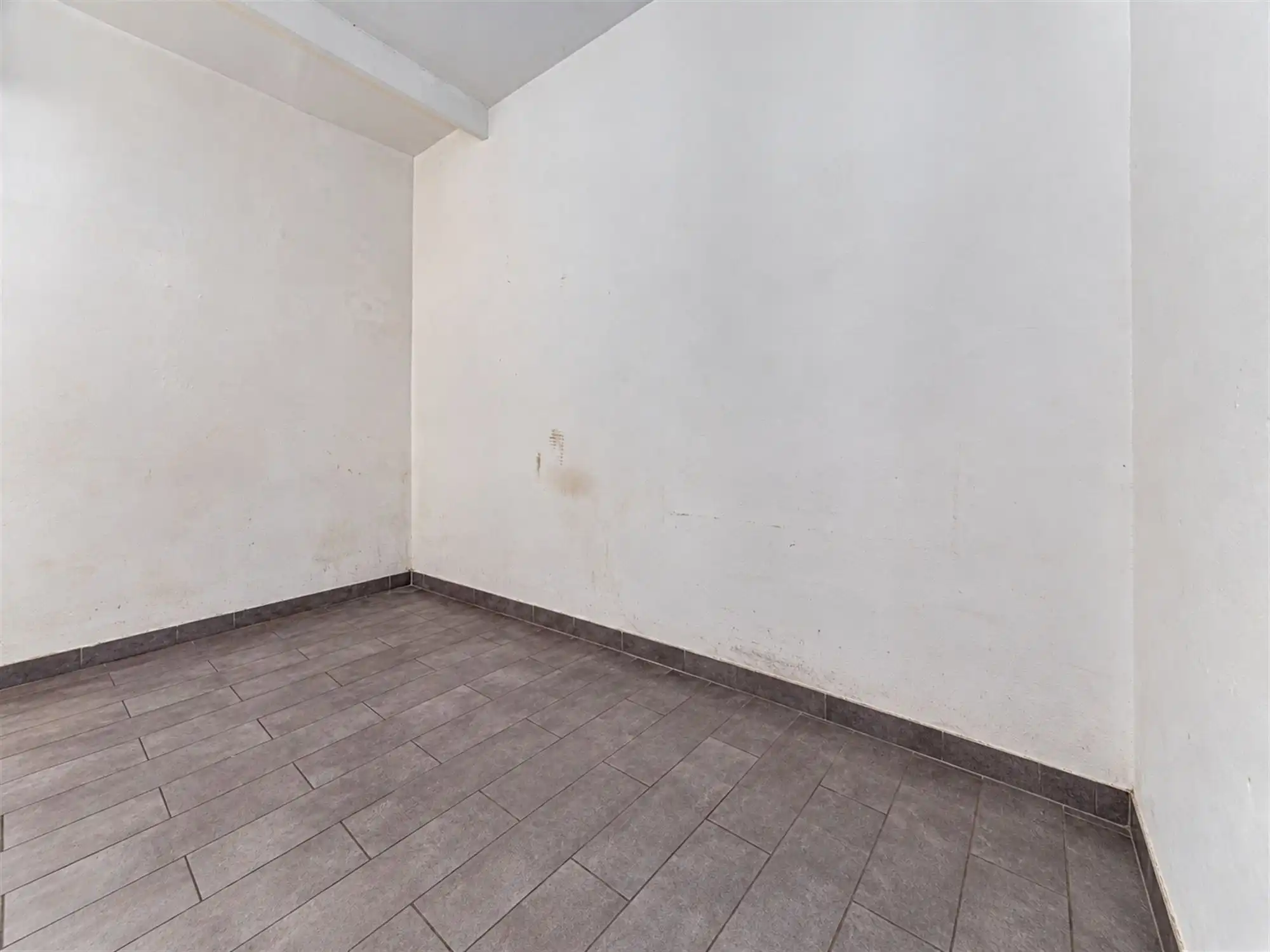Karaktervolle woning met 4-6 slk garage en mogelijkheden foto 8