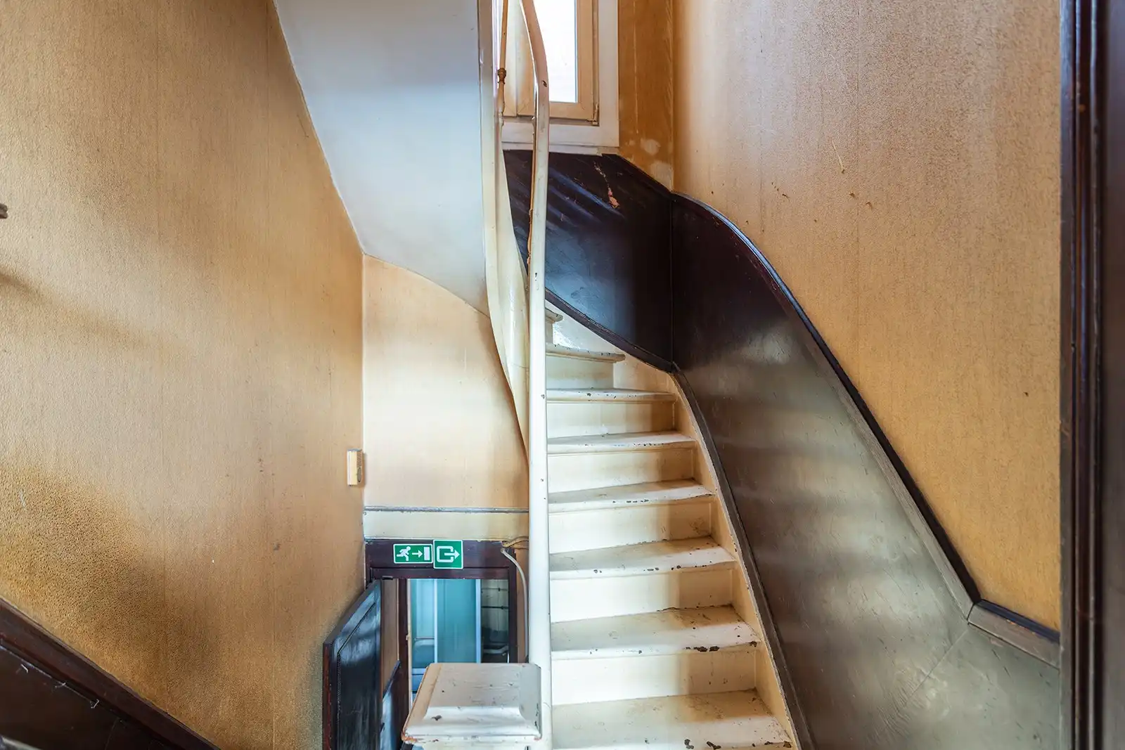 Handelshuis met veel mogelijkheden foto 13