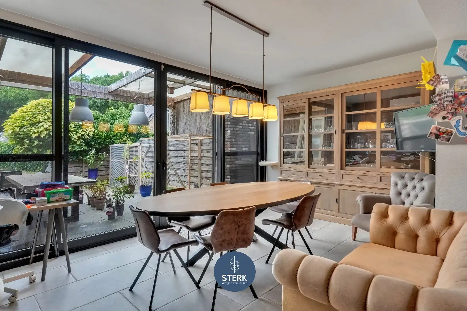 VEELZIJDIGE WONING MET HANDELSRUIMTE (448 m²) OP EEN ZICHTLOCATIE TE REKEM !  foto 10