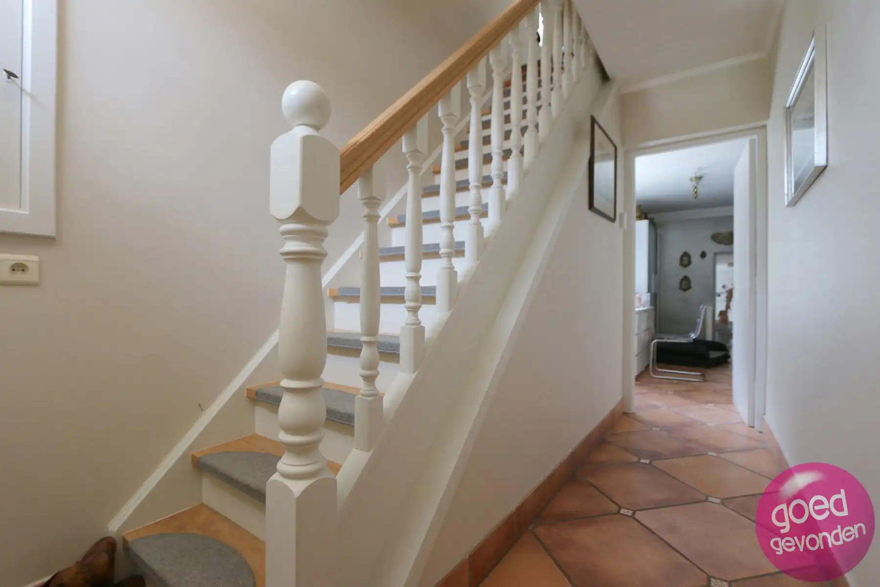 UNIEKE DUBBELE WOONST - TUIN - TERRAS - PARKING foto 2