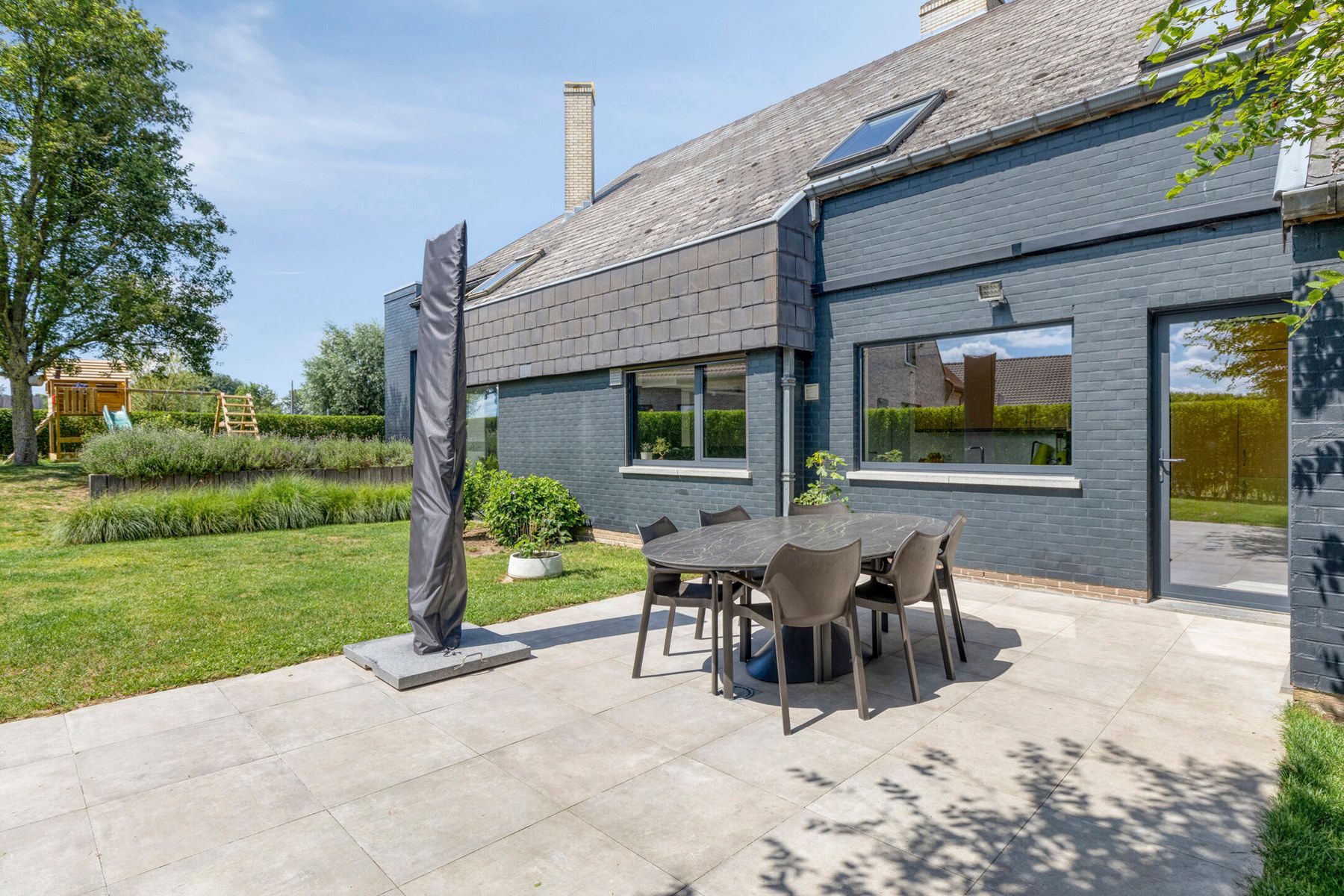 Stijlvolle villa op toplocatie in het groen foto 28