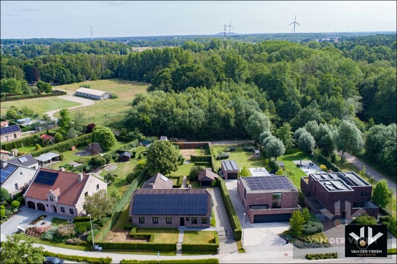 PERFECT ONDERHOUDEN, ENERGIEZUINIGE WONING OP MEER DAN 14 AREN! foto 4