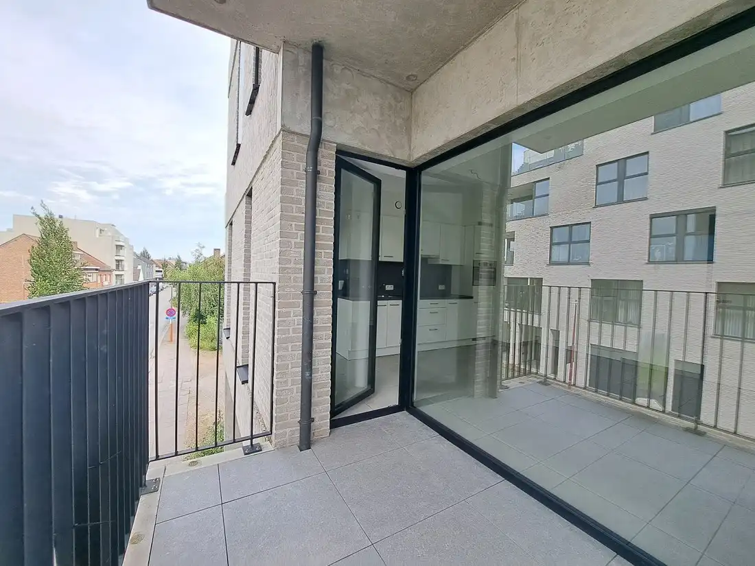 Recent en modern appartement te Maasmechelen foto 11