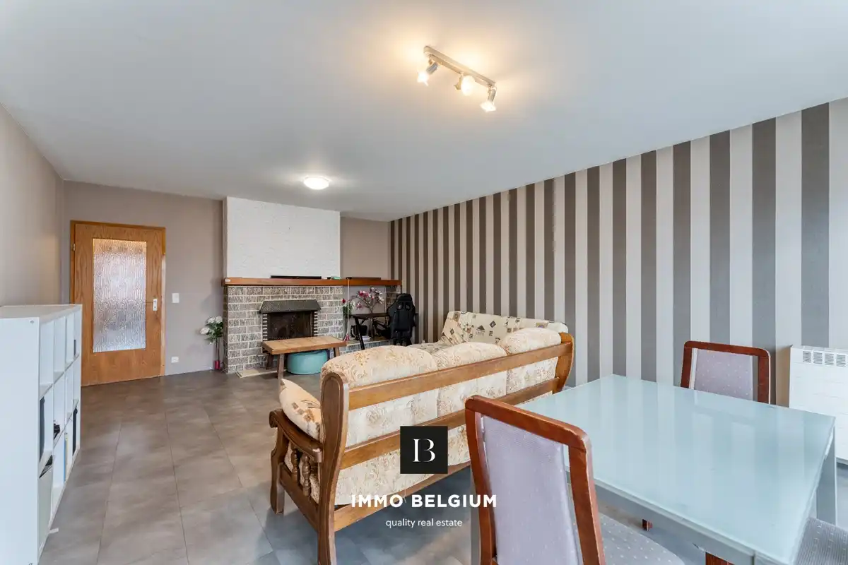 Ruim appartement met garage nabij het centrum foto 4