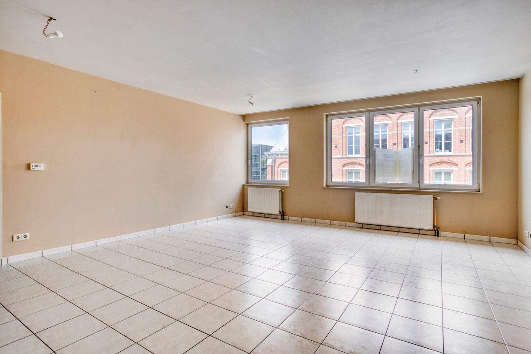 Goed gelegen appartement met 2 slaapkamers en staanplaats foto 3