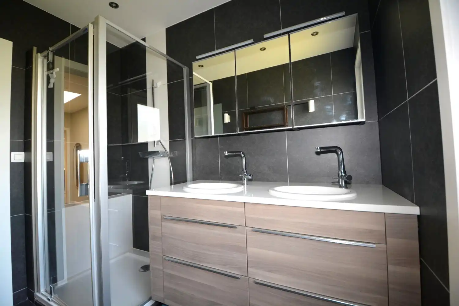 CHARMANT APPARTEMENT MET 1 SLK EN TERRAS! foto 6