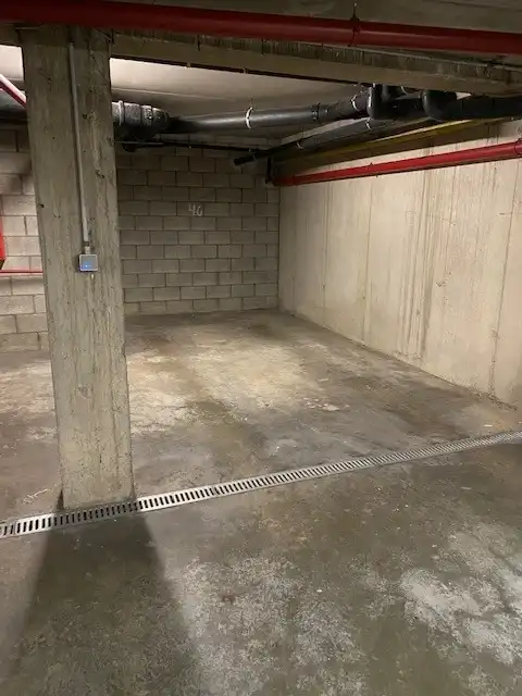 Ondergrondse parkeerplaats in residentie Belisiahof te Bilzen foto 2