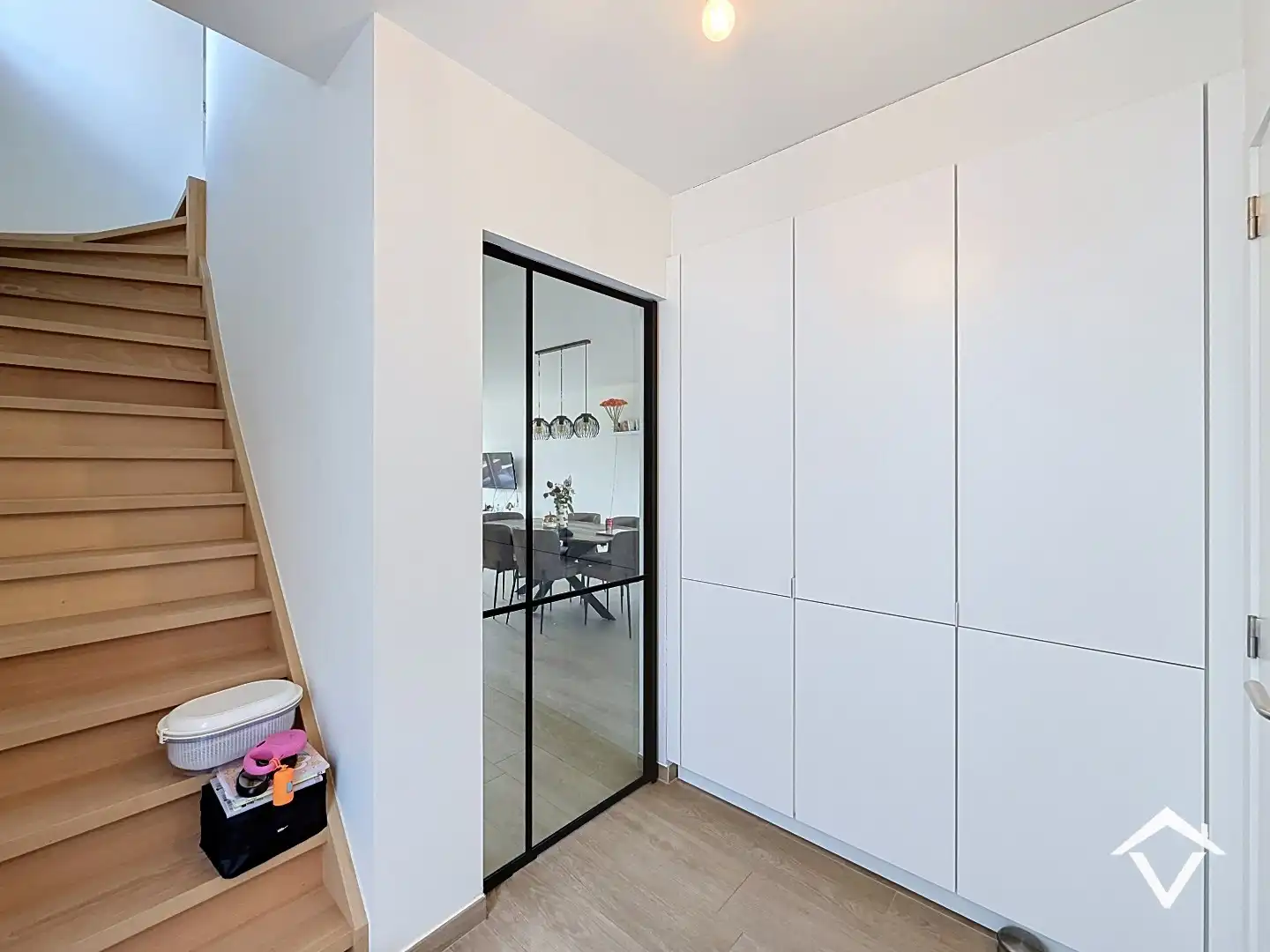 Nieuwbouwwoning met 3 slaapkamers, carport en tuin foto 2