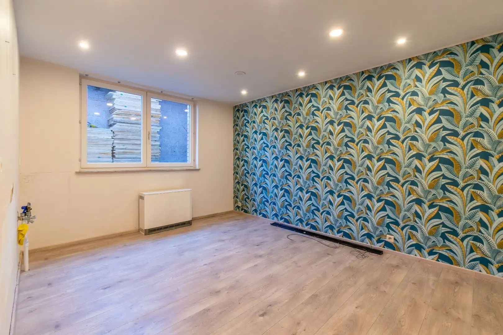 INSTAPKLAAR HANDELS-/KANTOORGELIJKVLOERS (106m²) foto 5