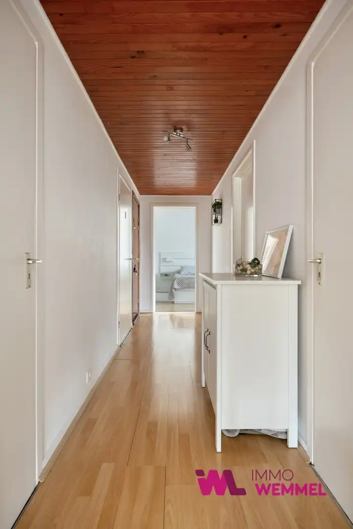 Verzorgd appartement met lift, 2 slaapkamers, garage en kelder foto 6